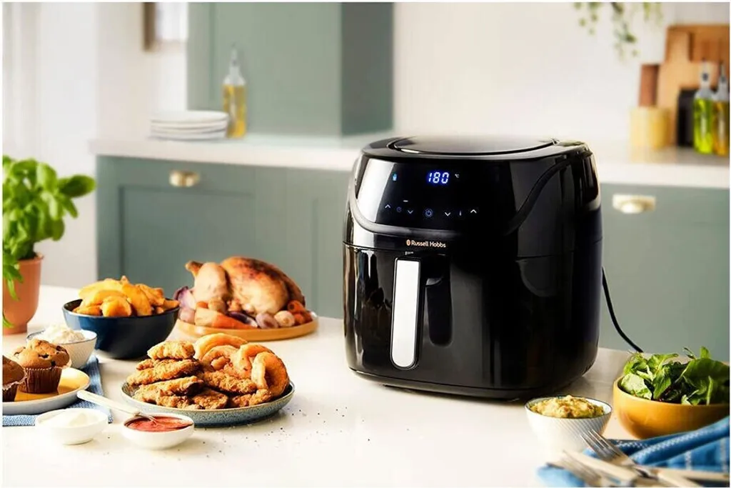 Cuisinez sain avec le Russell Hobbs 27160-56 SatisFry Air Medium 4 Litres