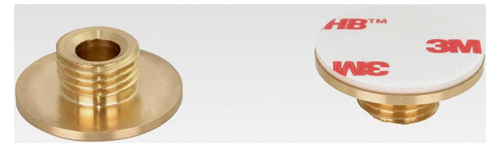 Klebe-Türstopper aus Messing | Ø24x20mm | Mattes Messing, schwarzer Natursilikonkautschuk | Doppelte Montage: Kleben und Schrauben