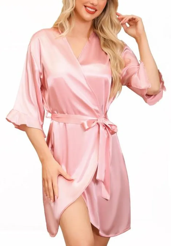 Kimono court en satin rose chair XXL avec ceinture et manches 3/4