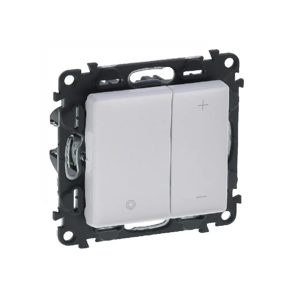 Variateur pour créer une ambiance lumineuse LED Legrand Valena Life