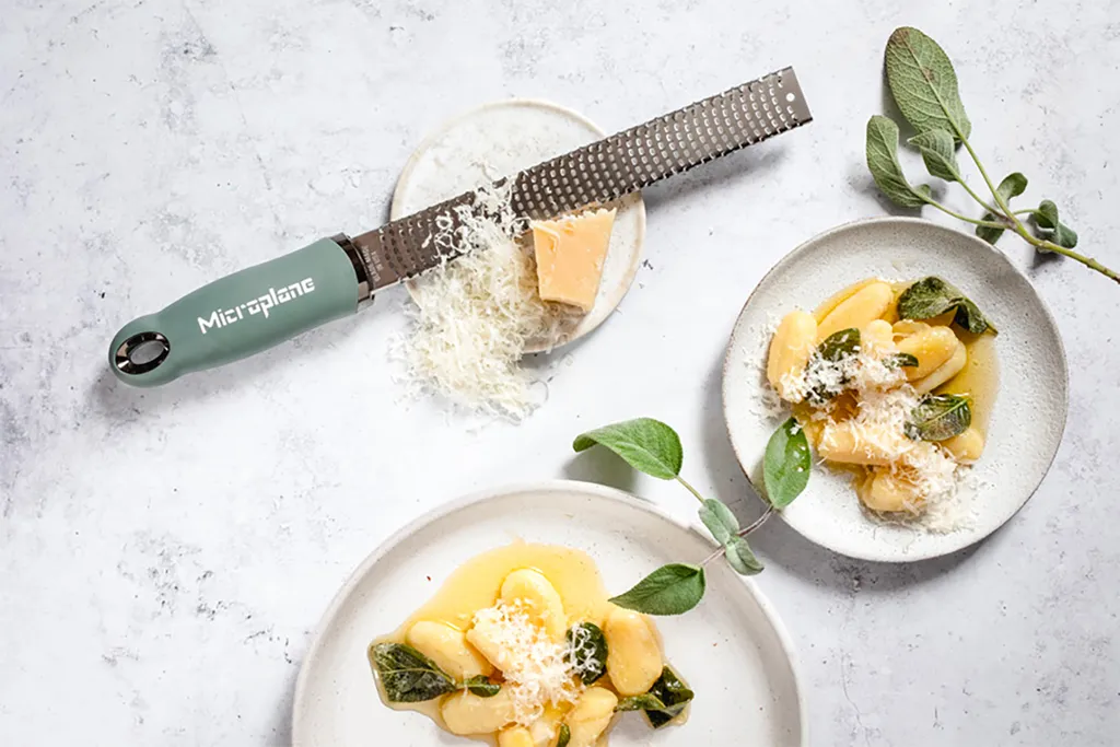 Microplane 46727E Zester Eucalyptus Green - Utensile Design Gourmet - 12