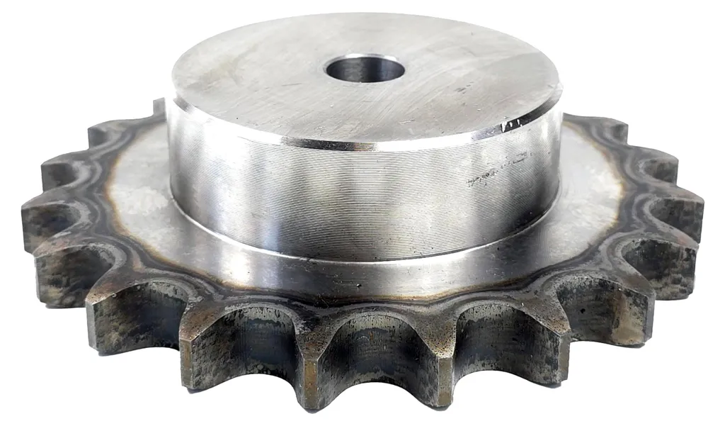 Pignon de transmission 16B 20 dents trempé avec moyeu pour chaîne 1"