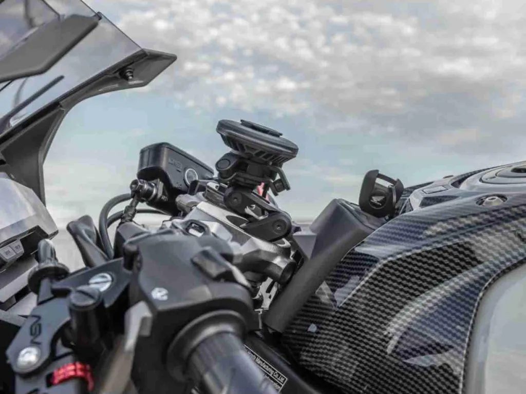Fixation Smartphone pour Fourche Moto pour Navigation GPS et Roadtrips - 6