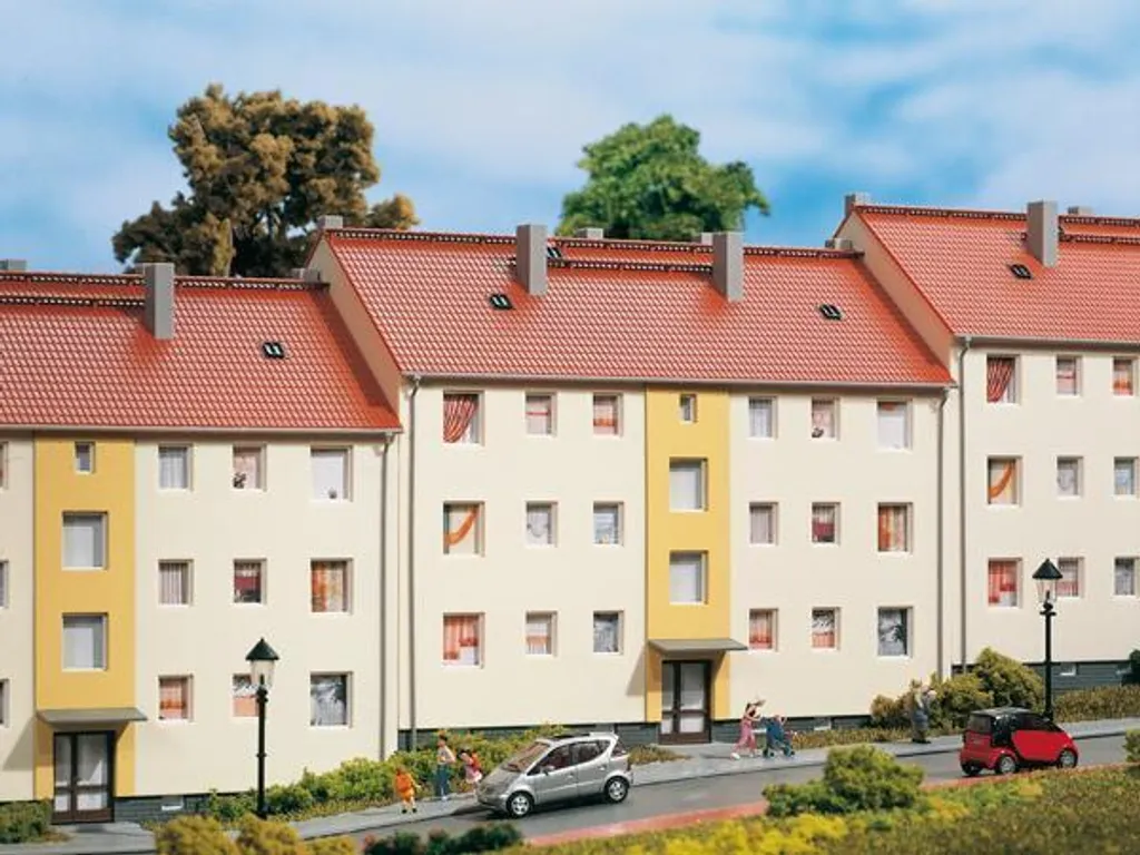 Immeuble d'habitation H0 Auhagen 11402 avec détails de façade réaliste