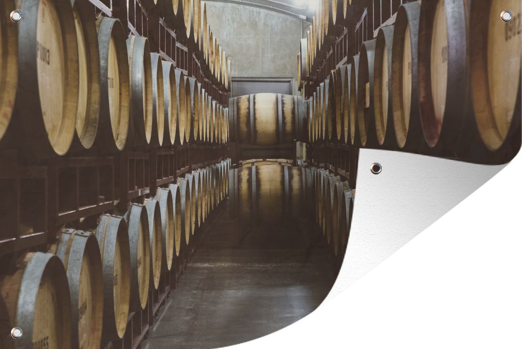 MuchoWow 90x60 cm Outdoor-Poster Gartendeko Sichtschutz Garten Poster für den Garten Eine Gasse mit Weinfässern