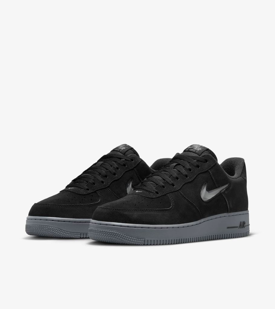 Sportschuhe Nike Air Force 1 Jewel Hq3827 002, Größe 41 Produktbild 