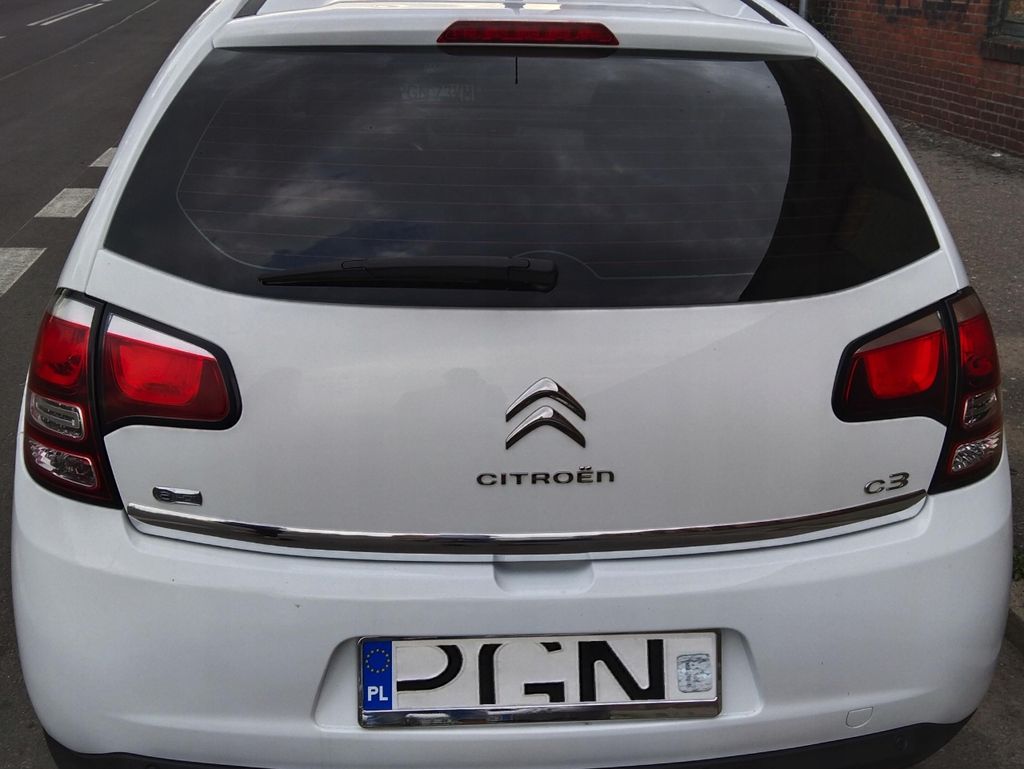 Citroën C3 II 08 - Baguette chromée pour le couvercle 45 mm Image du produit 