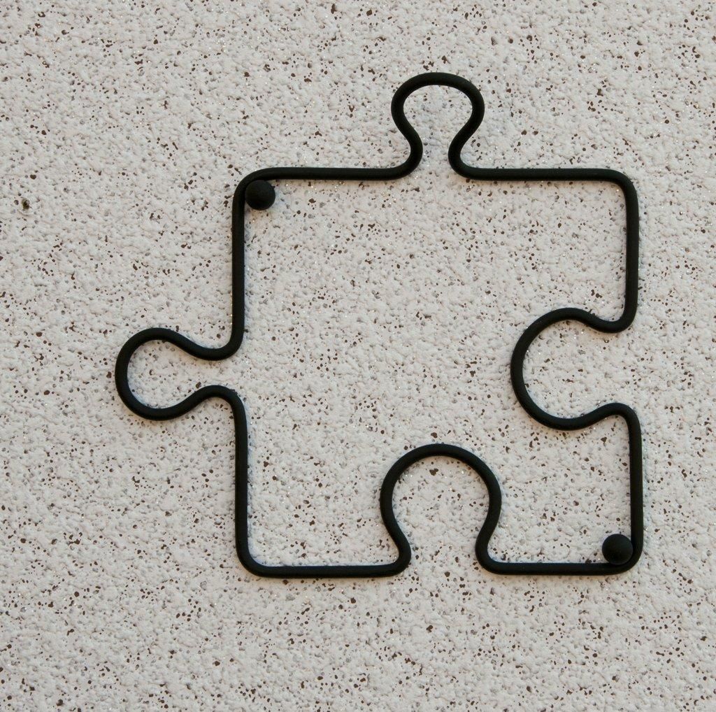 Designer Kleiderhaken "Puzzle" 20 cm Garderobe Wandhaken Produktbild 