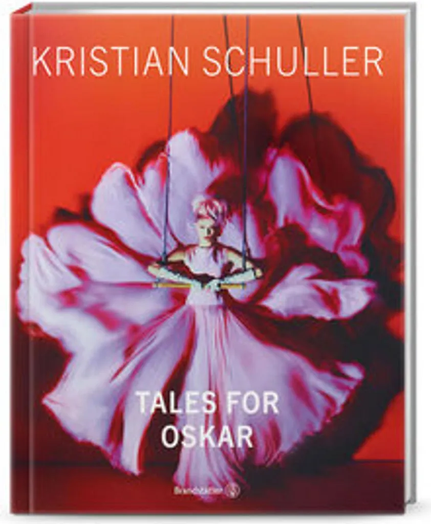 Livre Tales for Oskar en tissu et bois naturel pour une lecture sensorielle