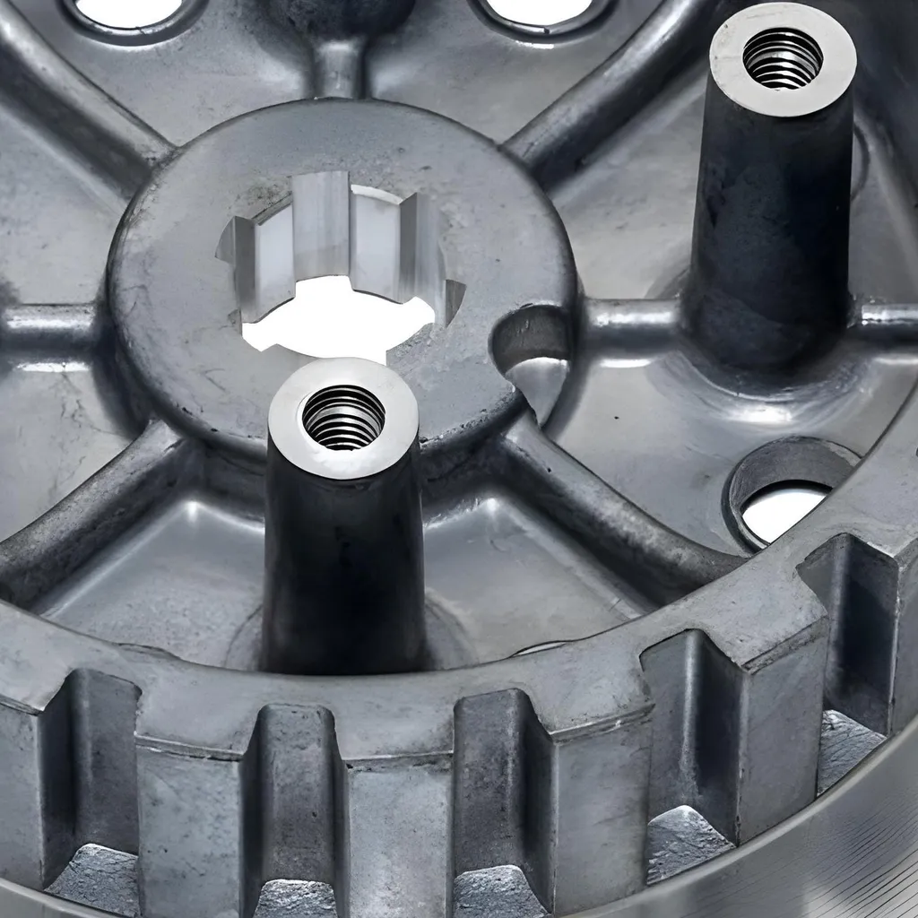 Remplacer tambour d'embrayage Aprilia Minarelli AM6 pour mécaboite 50