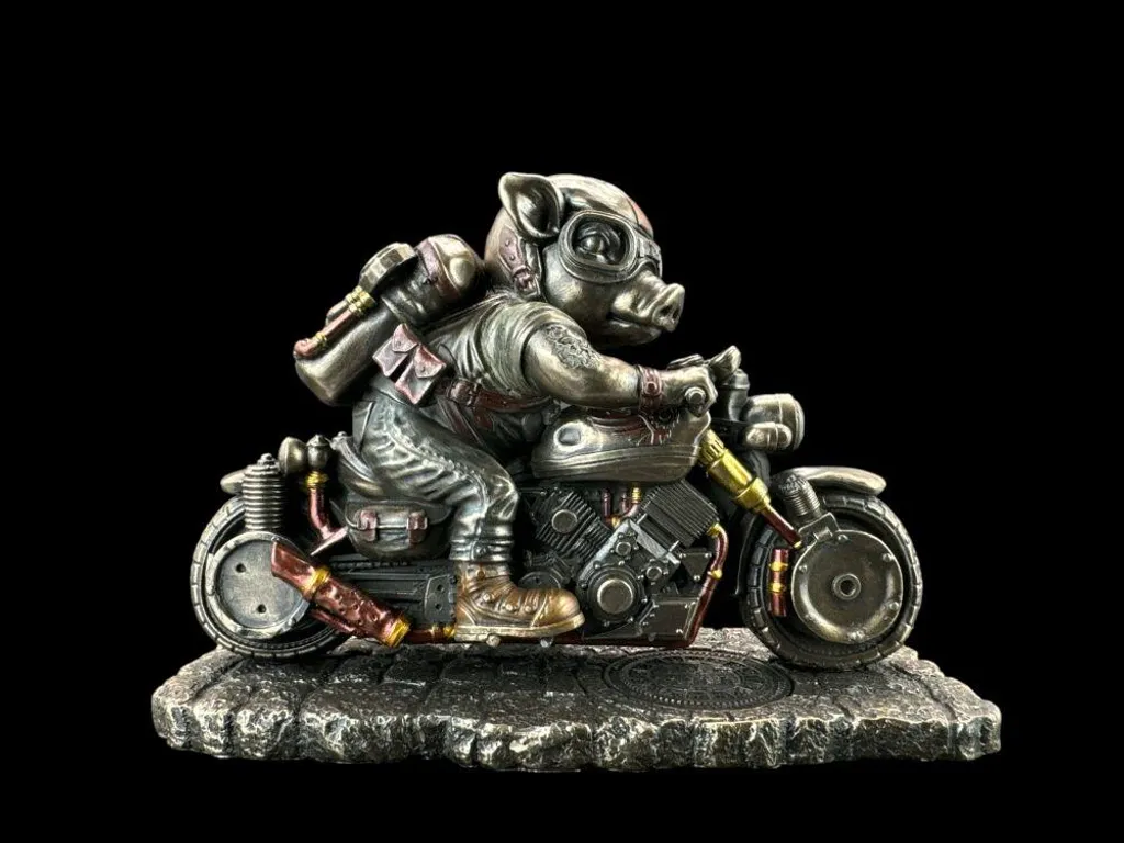 Figurine Moto Steampunk en Résine - Cochon Biker aux Détails Mécaniques - 2