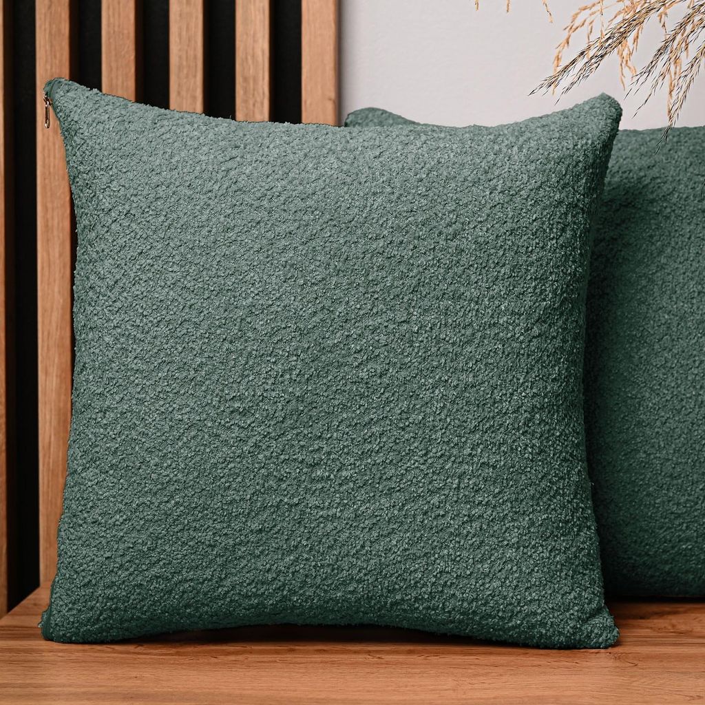 Dekorativer Kissenbezug 60x60 cm in Salbeifarbe aus strukturiertem Chenille-Stoff