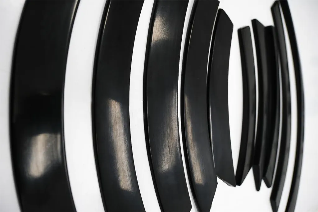 Extensions d'ailes L494 pour masquer impacts de roue
