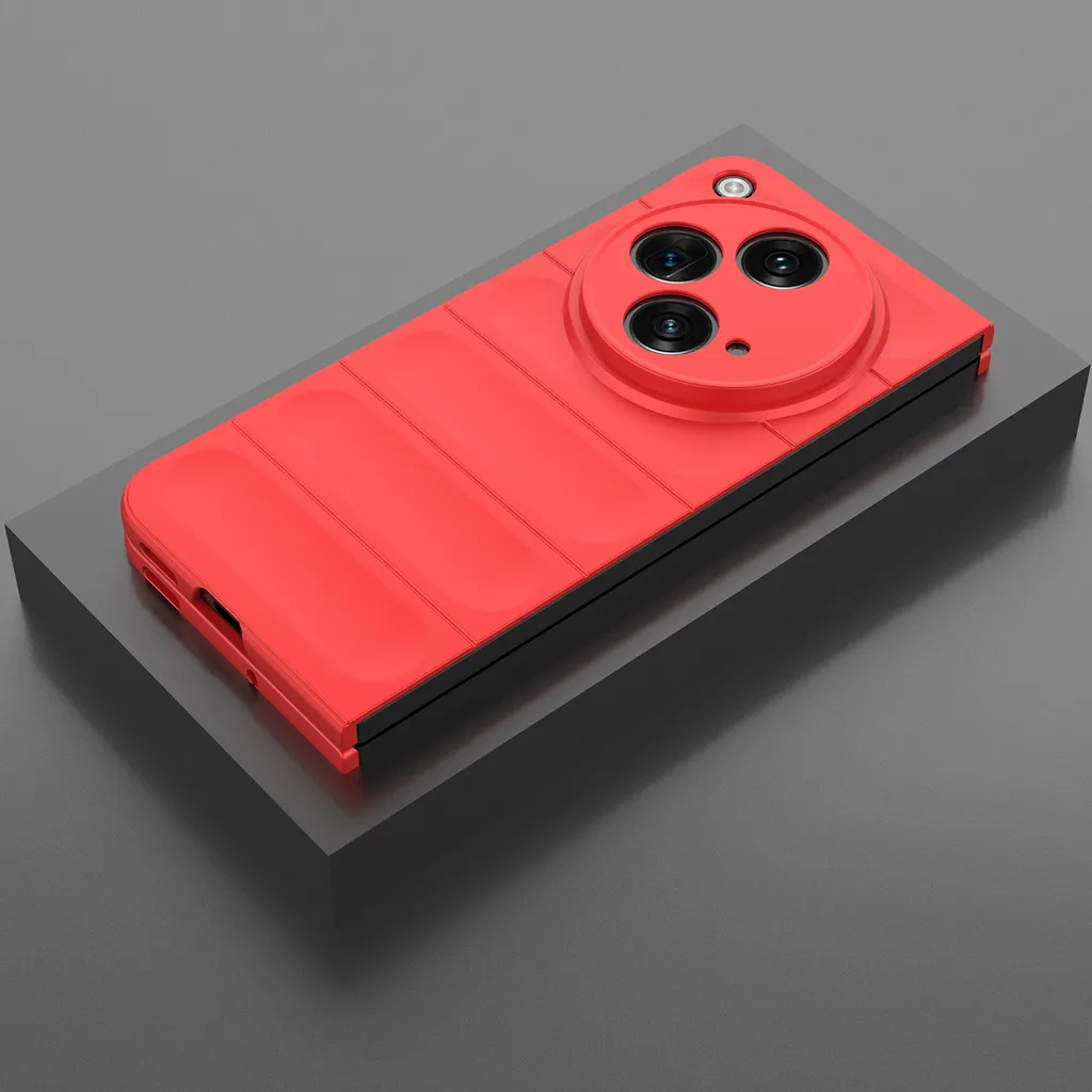 OnePlus Open Cover Rossa in PC Rigido - Eleganza Opaca e Grip - 7