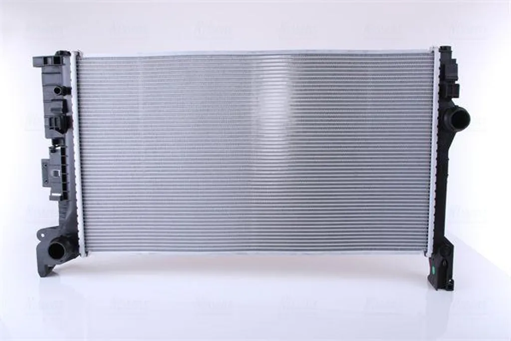 Radiateur de refroidissement eau Nissens 65623 compatible Volvo