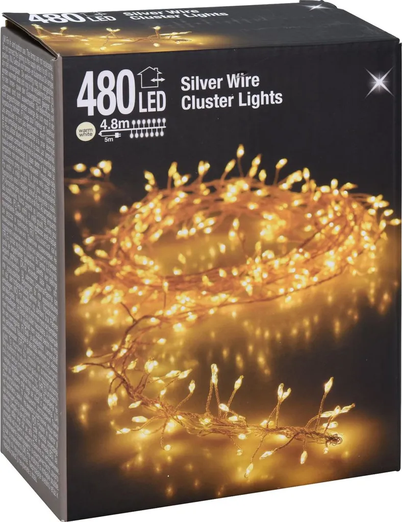Guirlande Grappe 480 LED 4,8m Argent contre les Sapins Sombres