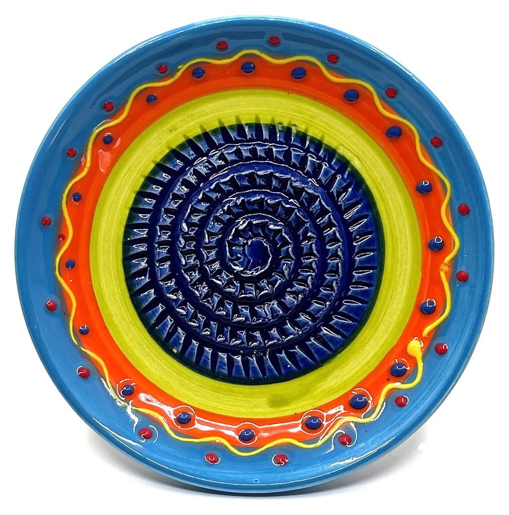 Assiette à râper en céramique Kaladia, peinte à la main en Image du produit 