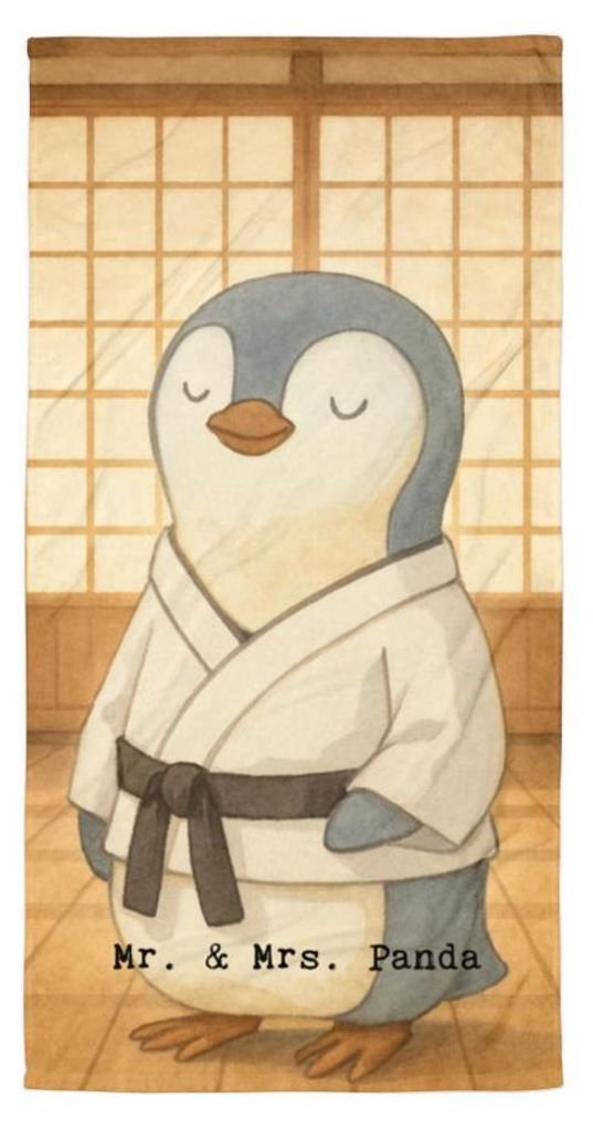 Mr. & Mrs. Panda Badehandtuch Pinguin Karate Design - Weiß - Geschenk, Badelaken, Selbstverteidigung, Verein, Duschtuch, Kampfsportart, Strandtuch...