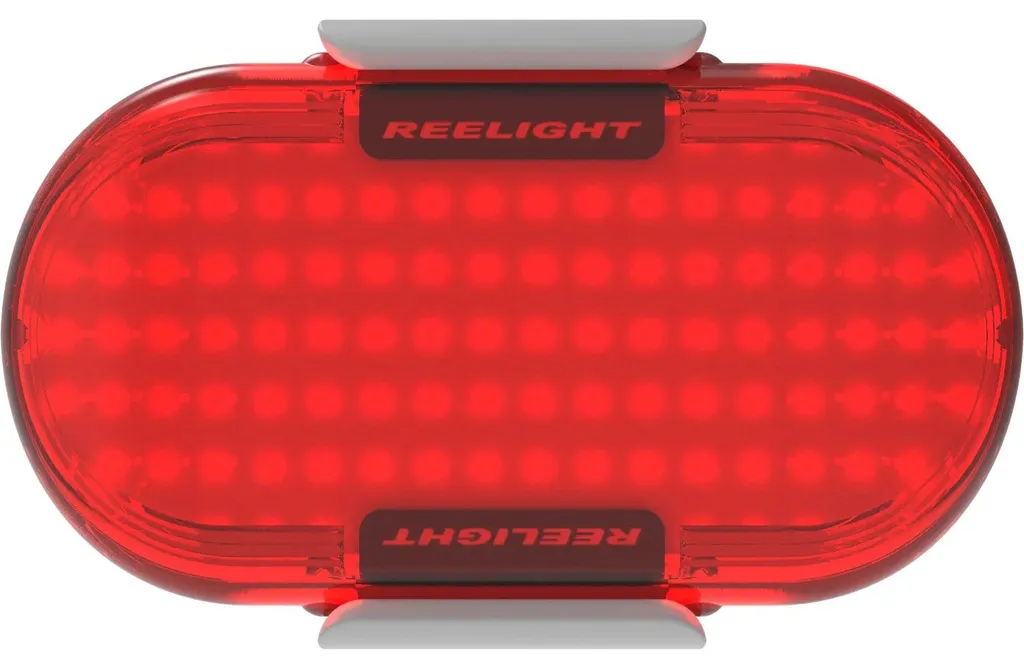 Évitez les Dangers à Vélo avec le Feu Reelight GEM+ LED 180° Flash IPX4