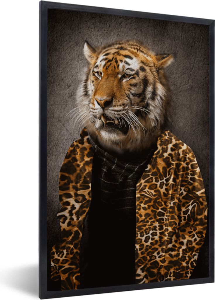 MuchoWow MuchoWow Gerahmtes Poster Tiger - Alt - Anzug 20x30 cm - Poster mit zchwarzem Bilderrahmen - Drucken - Bilder Poster im Rahmen