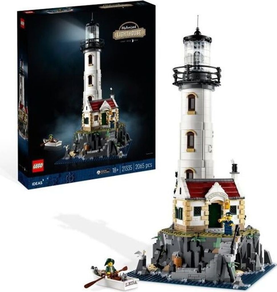 A LEGO Ideas motorized lighthouse set is displayed next to its packaging.