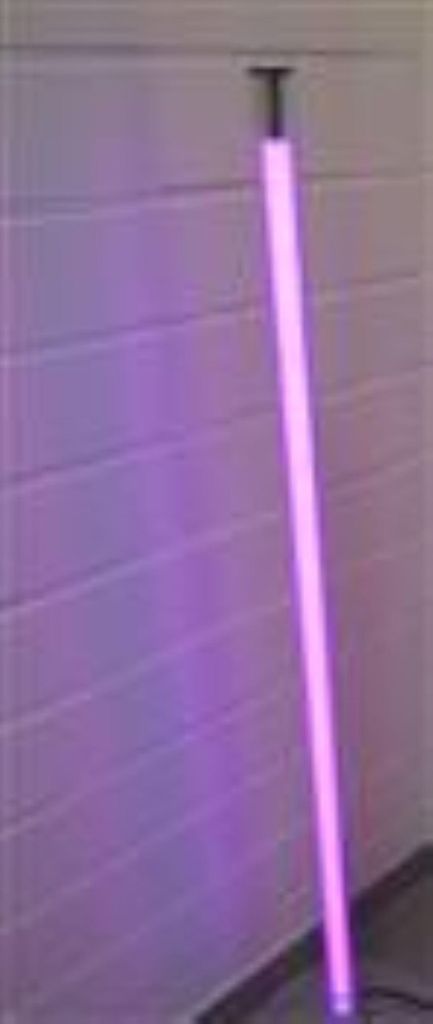 LED Leuchtstab 18 Watt pink 1600 Lumen 123 cm IP-44 Aussen Produktbild 