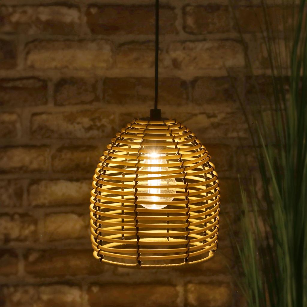 Hängelampe in Rattan Optik - ca. 18 x 16 cm - Lampe Innen und Außen mit Timer und Batterie
