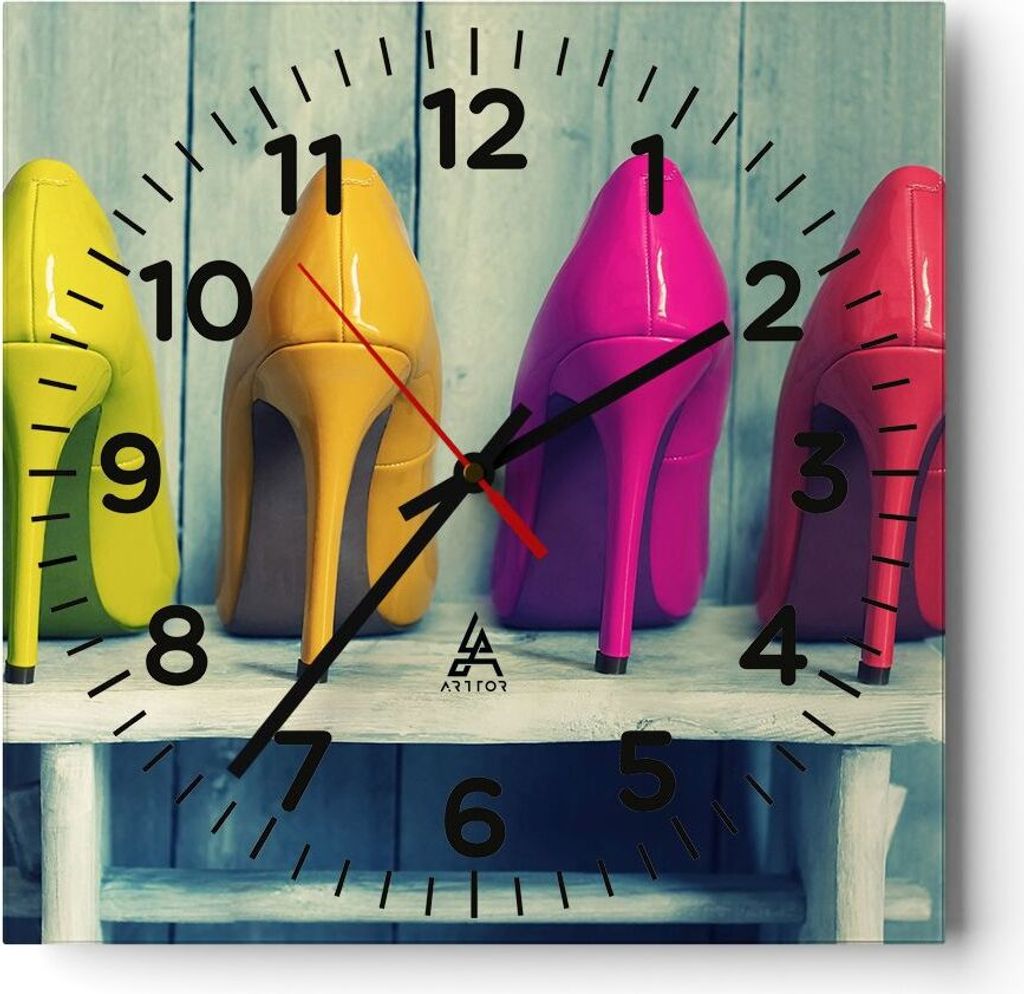 Wanduhr - Quadrat - Glasuhr - Schuhe farbig klassisch Mode - 40x40cm - Schleichendes Uhrwerk - Lautlos - zum Aufhängen bereit - Dekoration Modern ...