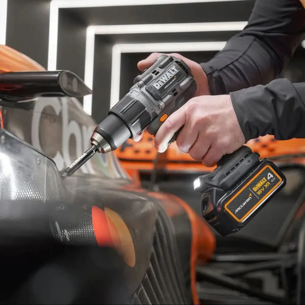Perceuse-visseuse à percussion Dewalt 18V sans fil 4Ah - 10