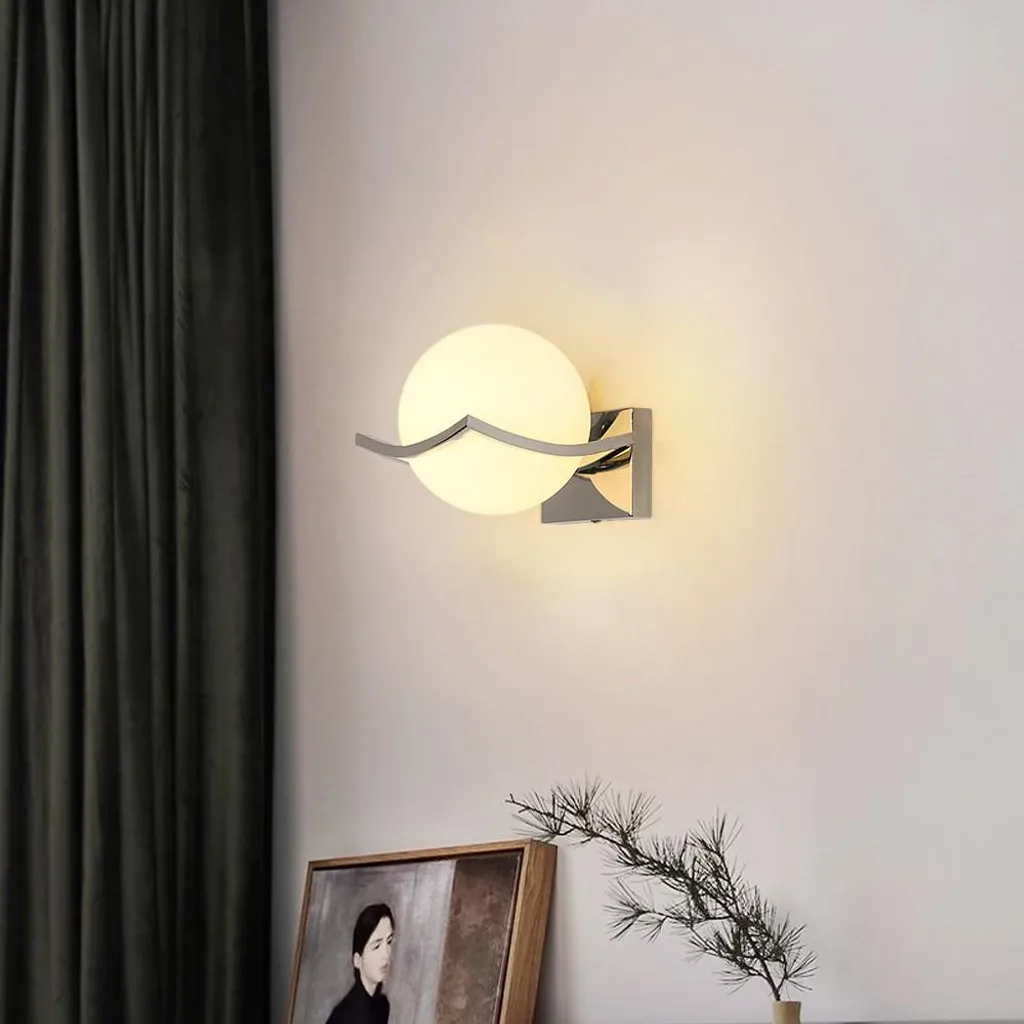 Applique murale design avec douille E27 et finitions modernes taille M