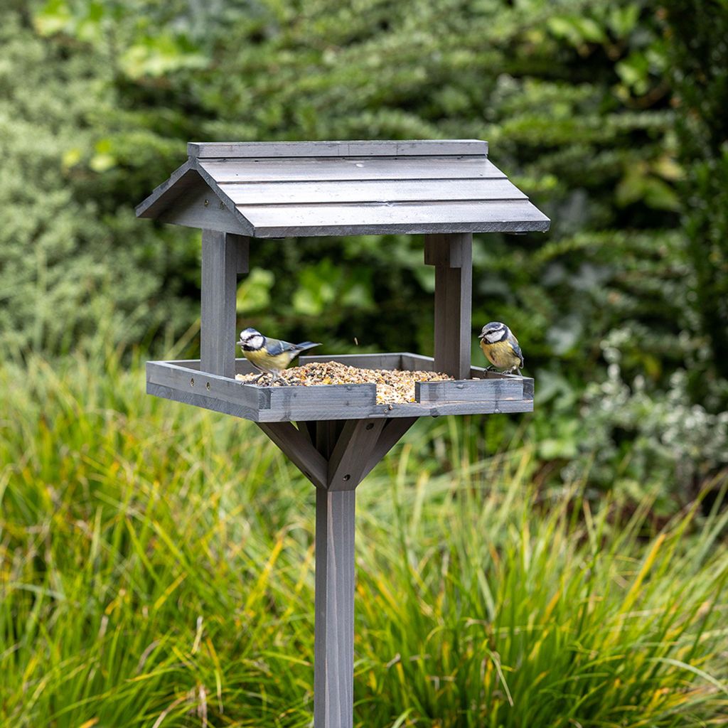 Gifts4Nature Vogelhaus mit Ständer - Vogelfutterhaus aus Produktbild 