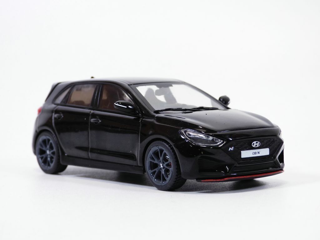 Solido 421438130 Hyundai i30 N 2022 schwarz 1:43 Produktbild 11