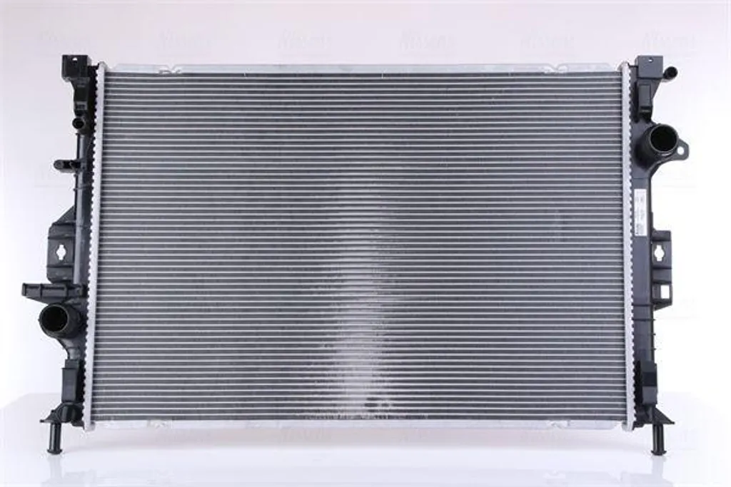 Radiateur de refroidissement eau Nissens 69249 compatible Ford Kuga II