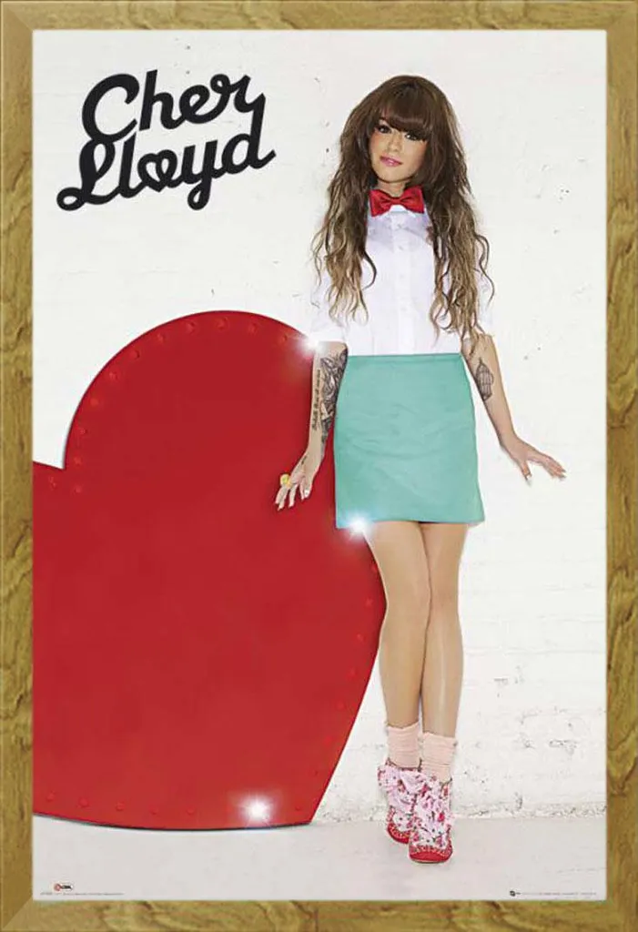 Set Cornice Shinsuke Maxi Rovere + Poster Cher Lloyd Disco Acrilico