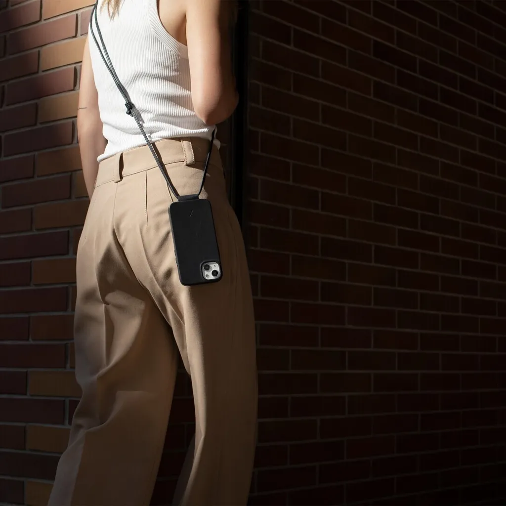 Bandoulière Cuir Native Union Clic Case Noir - Réglable et Résistante
