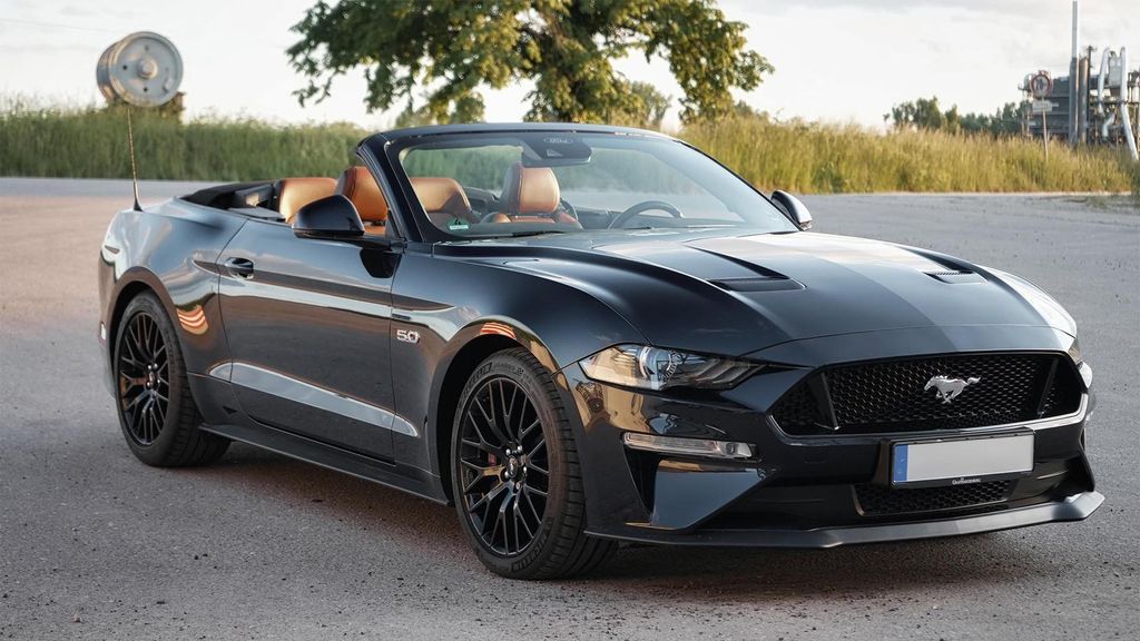 Jochen Schweizer Ford Mustang Cabrio mieten Bötzingen (7 Tage); Erlebnis verschenken oder selbst erleben; Gutschein gültig für 1 Person Gruppeng...