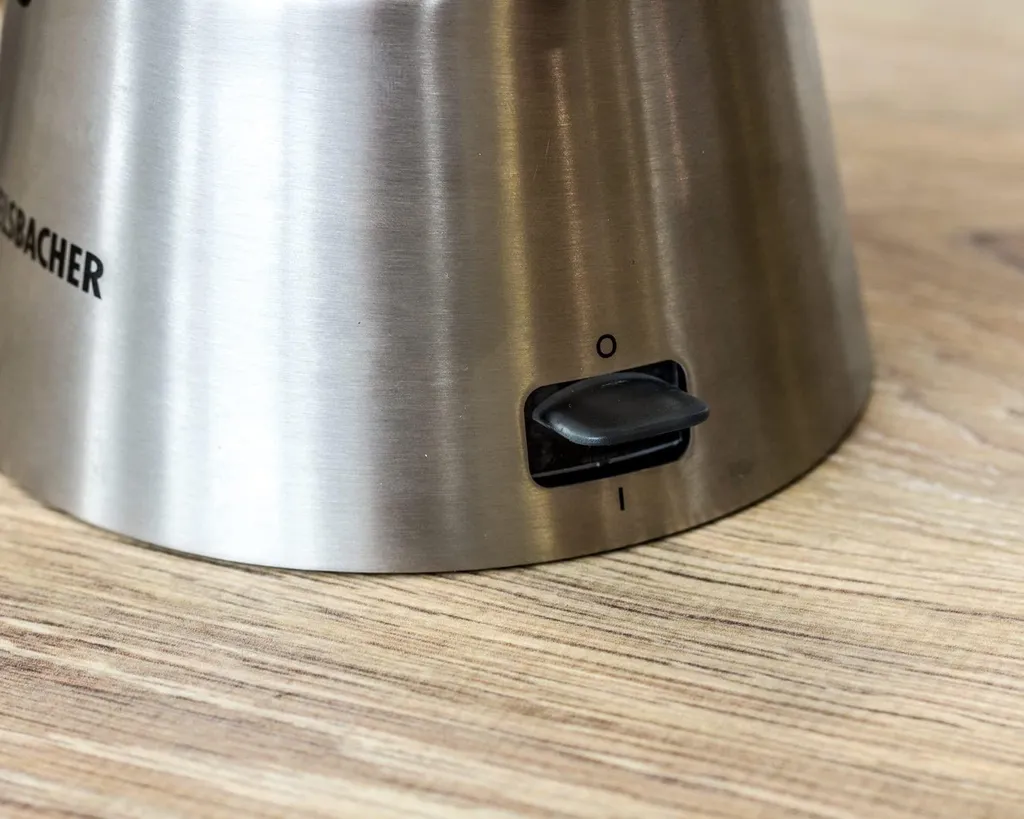 Cafetière expresso compacte Mini EKO 364/E argentée avec pression 15 bars - 8