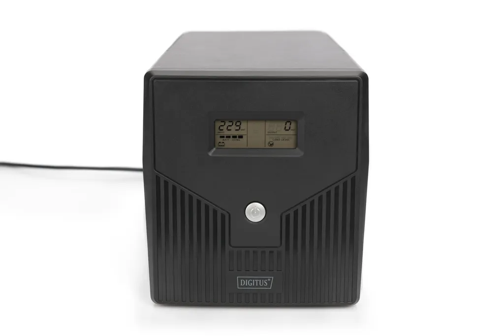 Digitus DN-170074: L'UPS Definitivo per il tuo Home Lab 600W