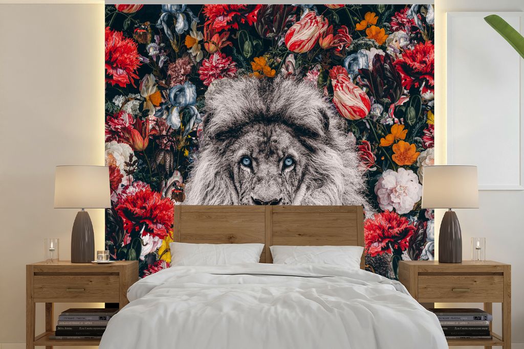 MuchoWow Fototapete für Wohnzimmer oder Schlafzimmer Wandtapete Vinyl Motivtapete Löwen - Blumen - Farbe - 280x280 cm - Hintergrundbild