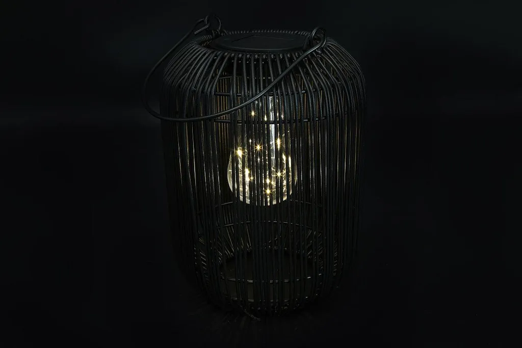 Lampe suspendue solaire LED Countryfield Giona S noire pour jardin
