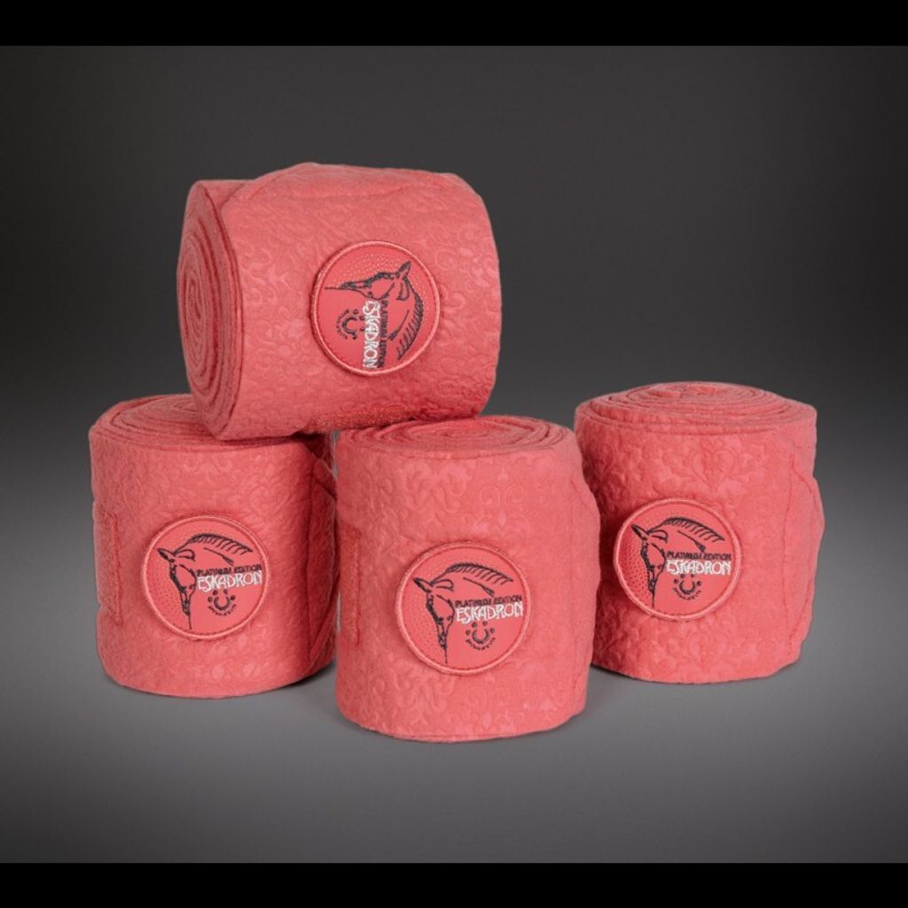 Eskadron Fleecebandagen Platinum " ORNAMENTS " Größe - Warmblut Farbe - Coral