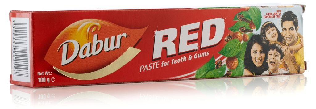 Dabur Red Herbal Dentifricio 100 g con erbe ayurvediche per Immagine del prodotto 