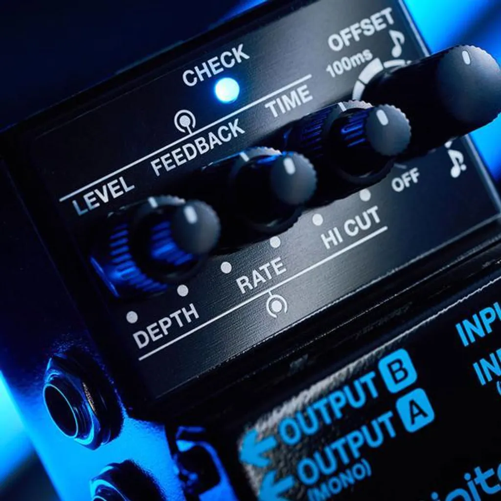 BOSS SDE-3 Delay numérique double avec modulation et sorties stéréo - 10