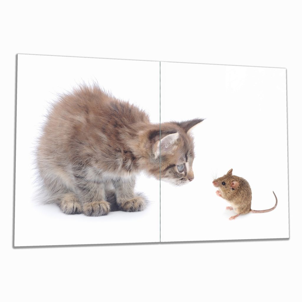 Wallario Herdabdeckplatte aus Glas, Größe 80 x 52 cm 2-teilig, Motiv Katze und Maus beim Spielen - weißer Hintergrund