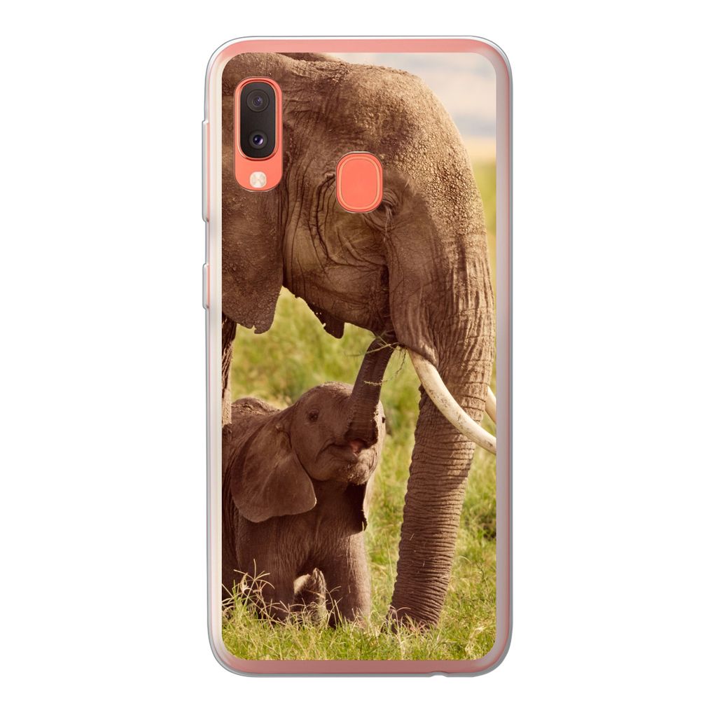 MuchoWow Handyhülle Schutzhülle Hülle für Samsung Galaxy A20e Elefant - Gras - Jung - Rüssel Silikon Softcase Handy Hülle - Abdeckung