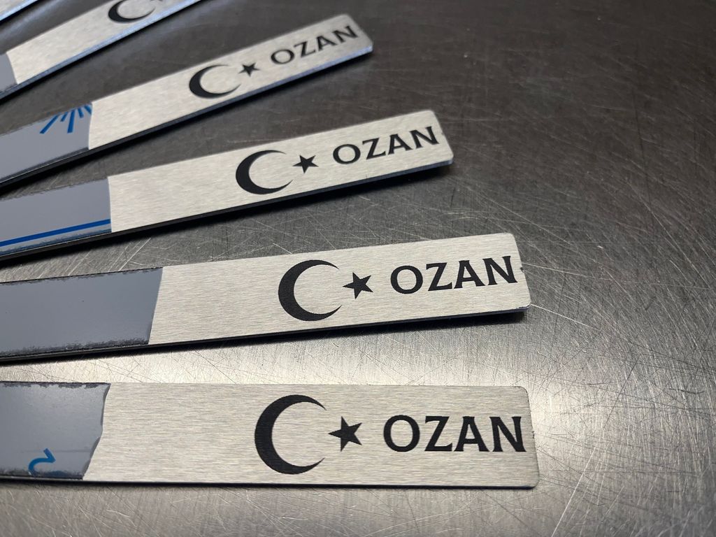 Edelstahl Adana Grillspieße extra breit 24mm und 450mm lang Produktbild 5