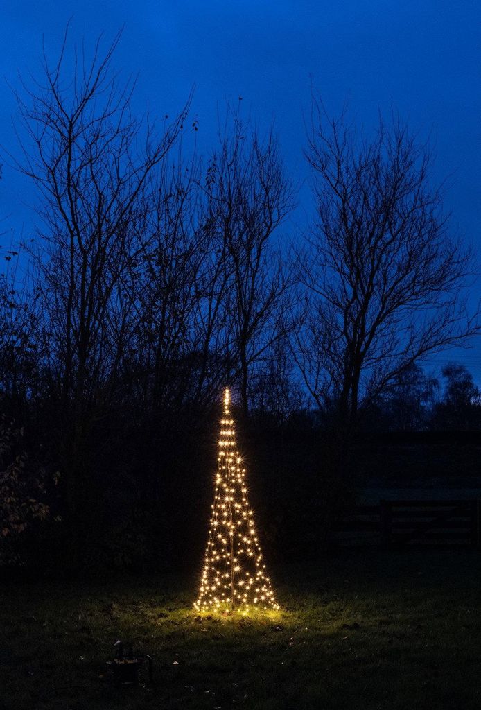 Vlaggenmastverlichting Tree With Star On Pole Productafbeelding 
