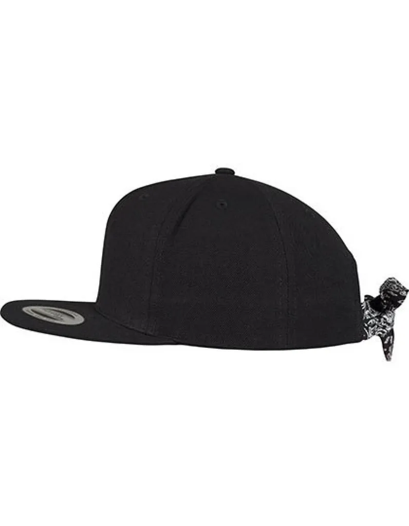 Berretto Snapback con Nodo Bandana Paisley Nero - Qualità Garantita