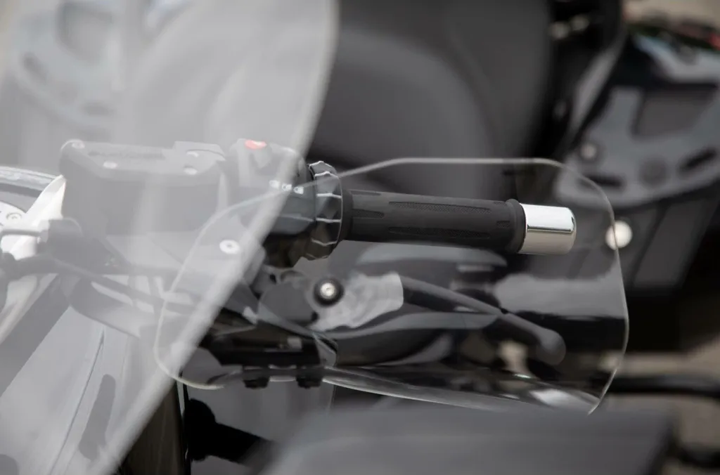Protège-mains Isotta transparents pour moto BMW K 1600 Grand America