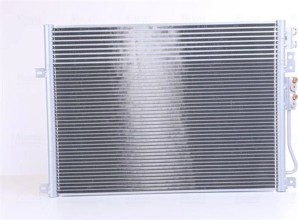 Plus de fuite de clim : condenseur NISSENS 94931 pour Jeep OE 55116928AA